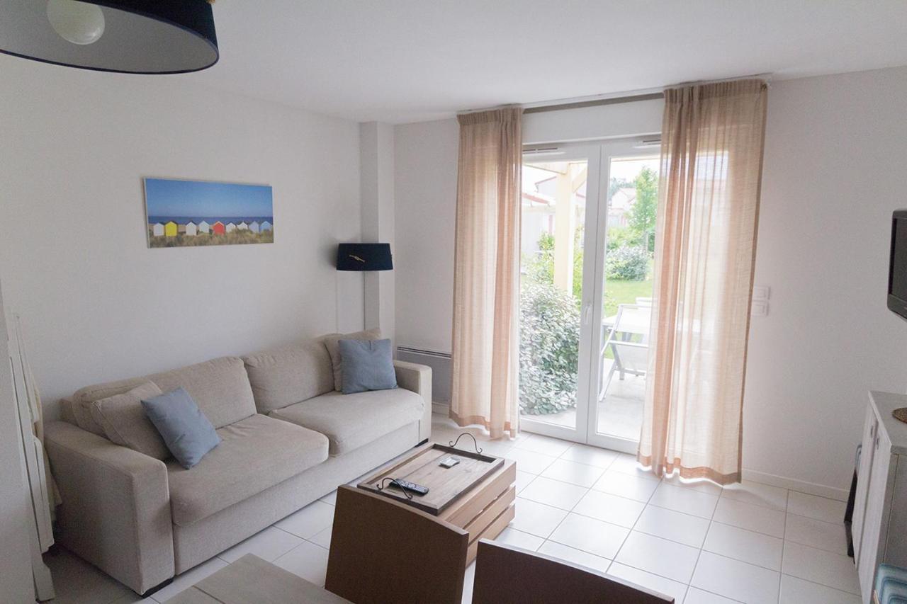 Une Maisonnette Vendeenne, Avec Acces Piscine Saint-Hilaire-de-Talmont Esterno foto
